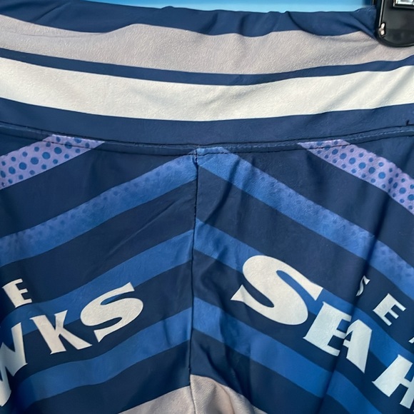 Seattle Seahawks leggings, fits small to medium - Picture 3 of 3
